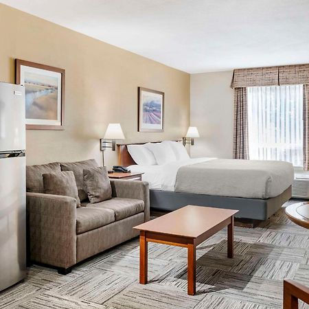 Quality Inn Airport Moncton Extérieur photo