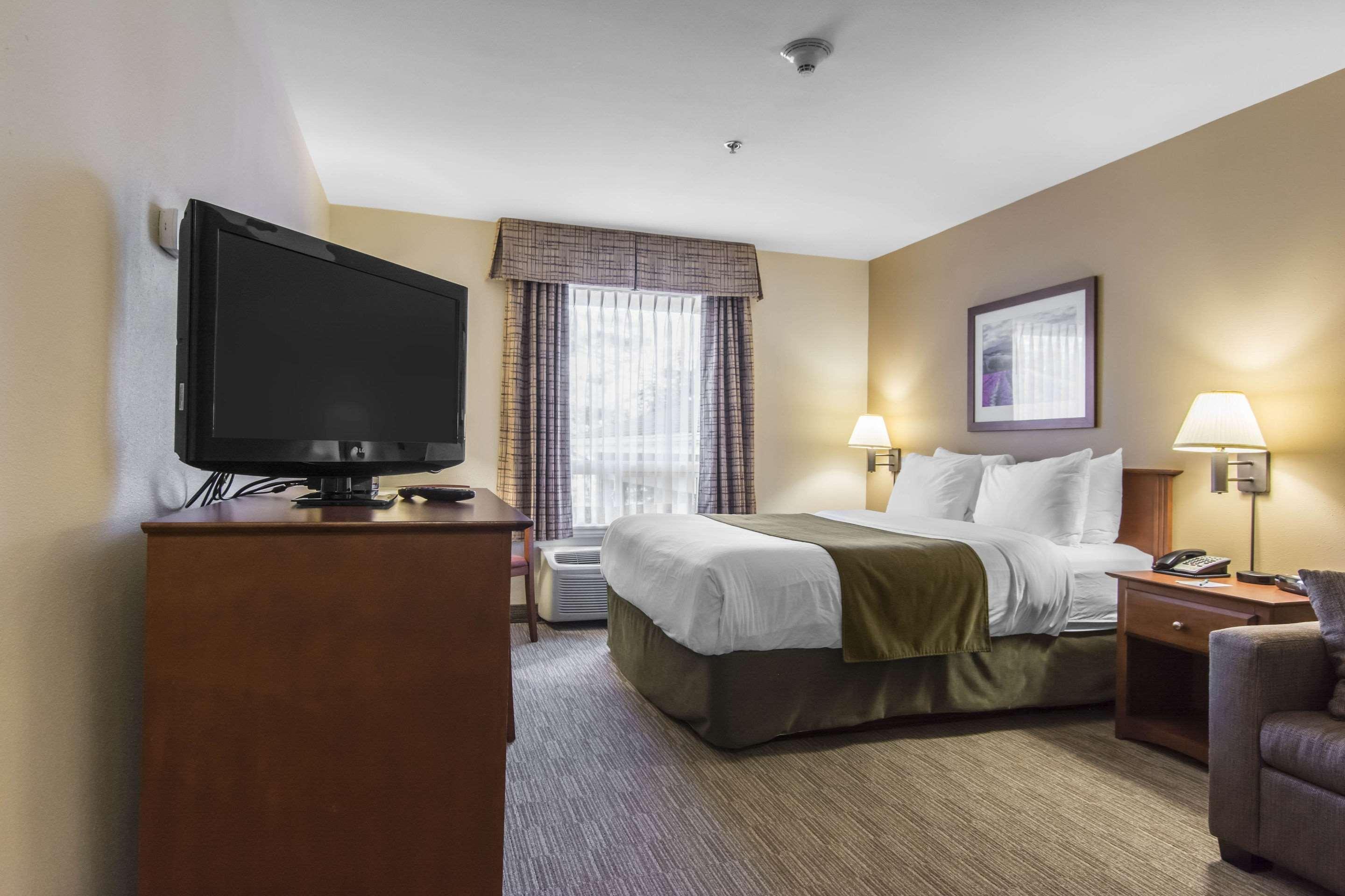 Quality Inn Airport Moncton Extérieur photo