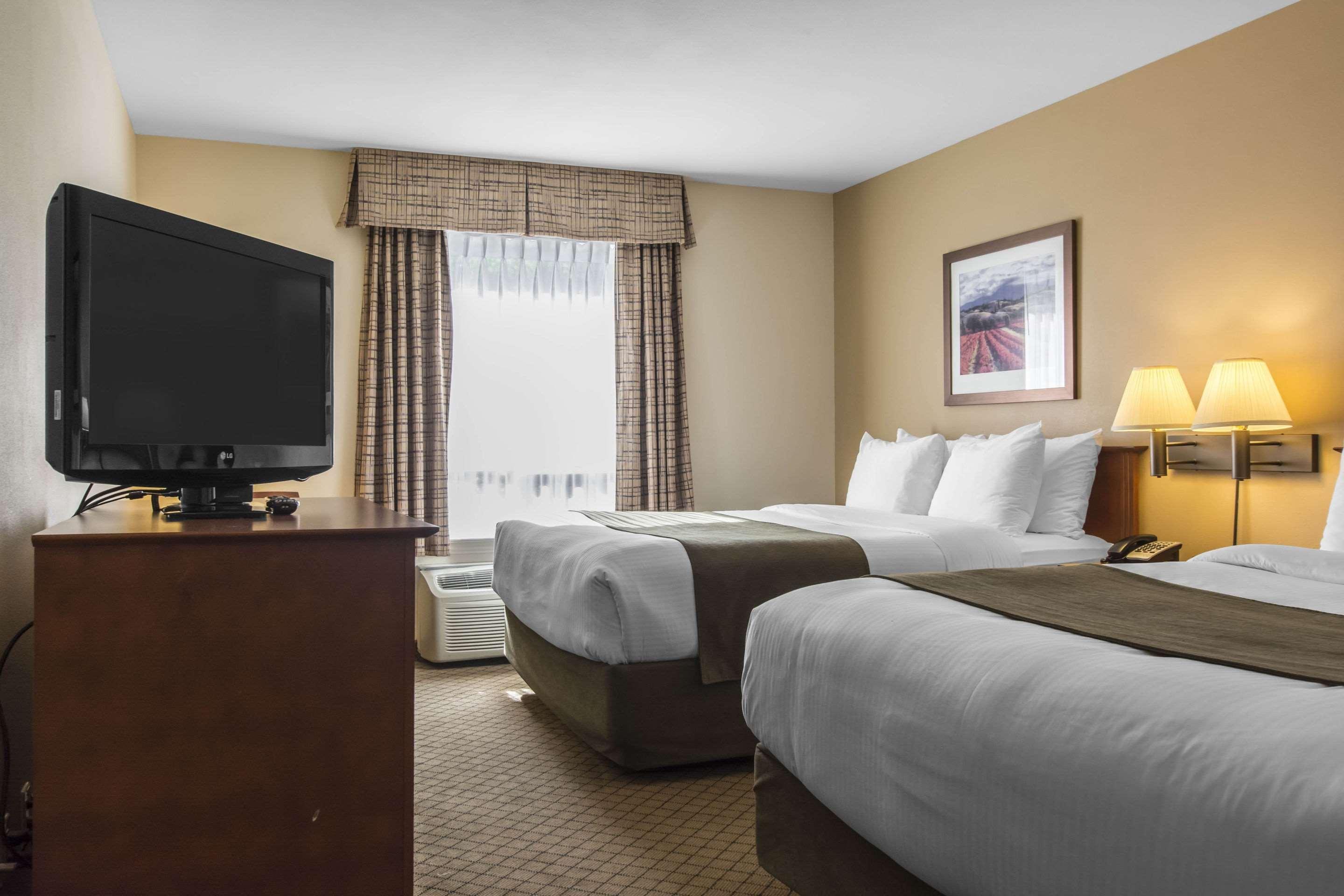 Quality Inn Airport Moncton Extérieur photo