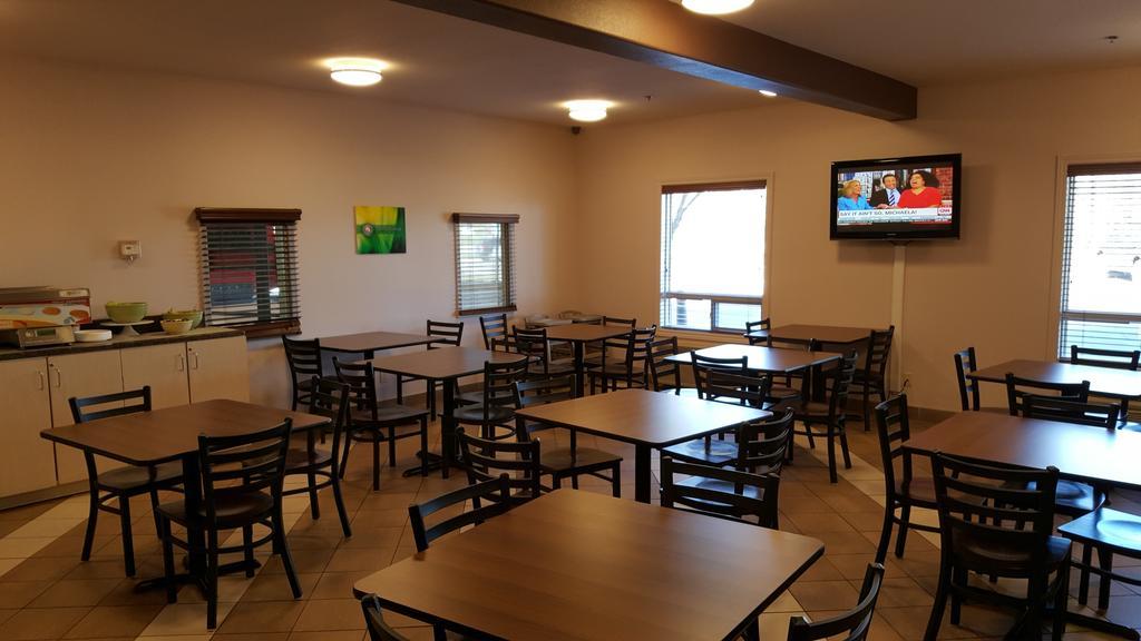 Quality Inn Airport Moncton Extérieur photo