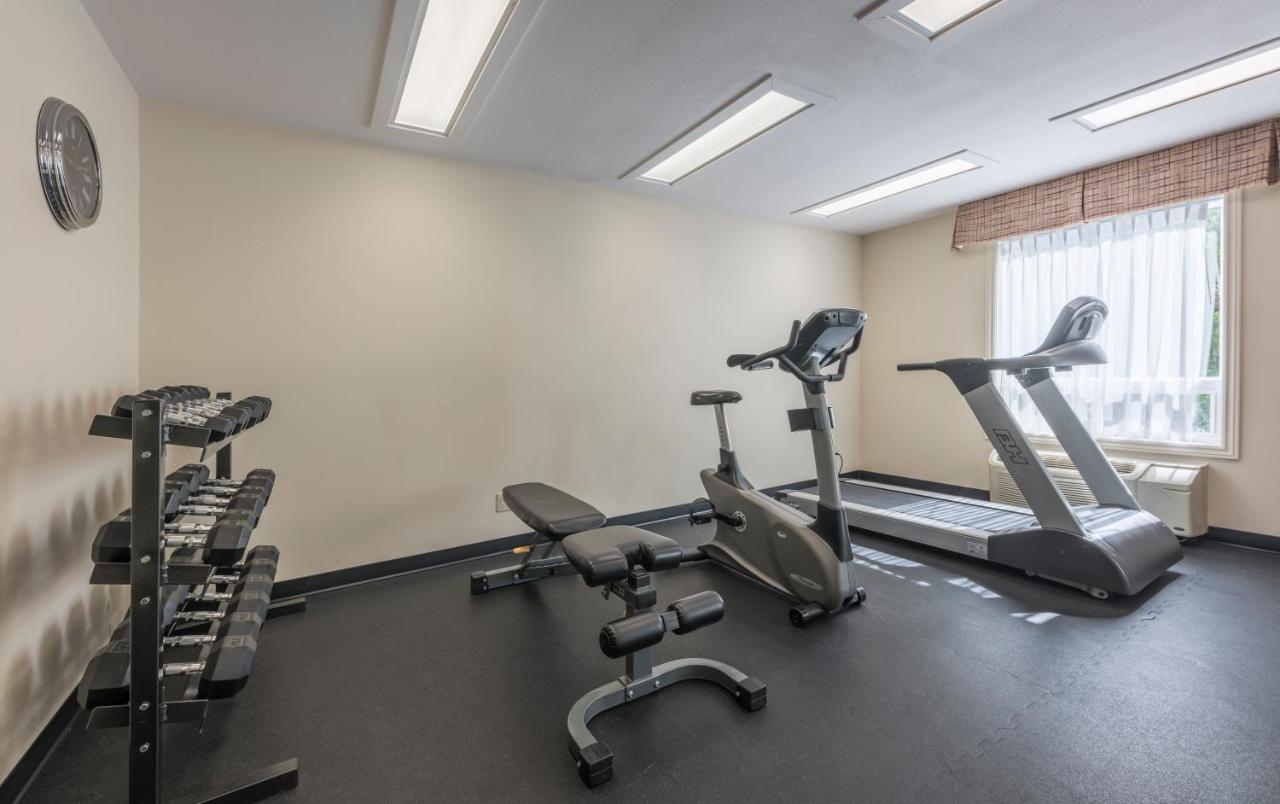 Quality Inn Airport Moncton Extérieur photo